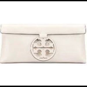 NWT Tory Burch Miller Clutch in Birch